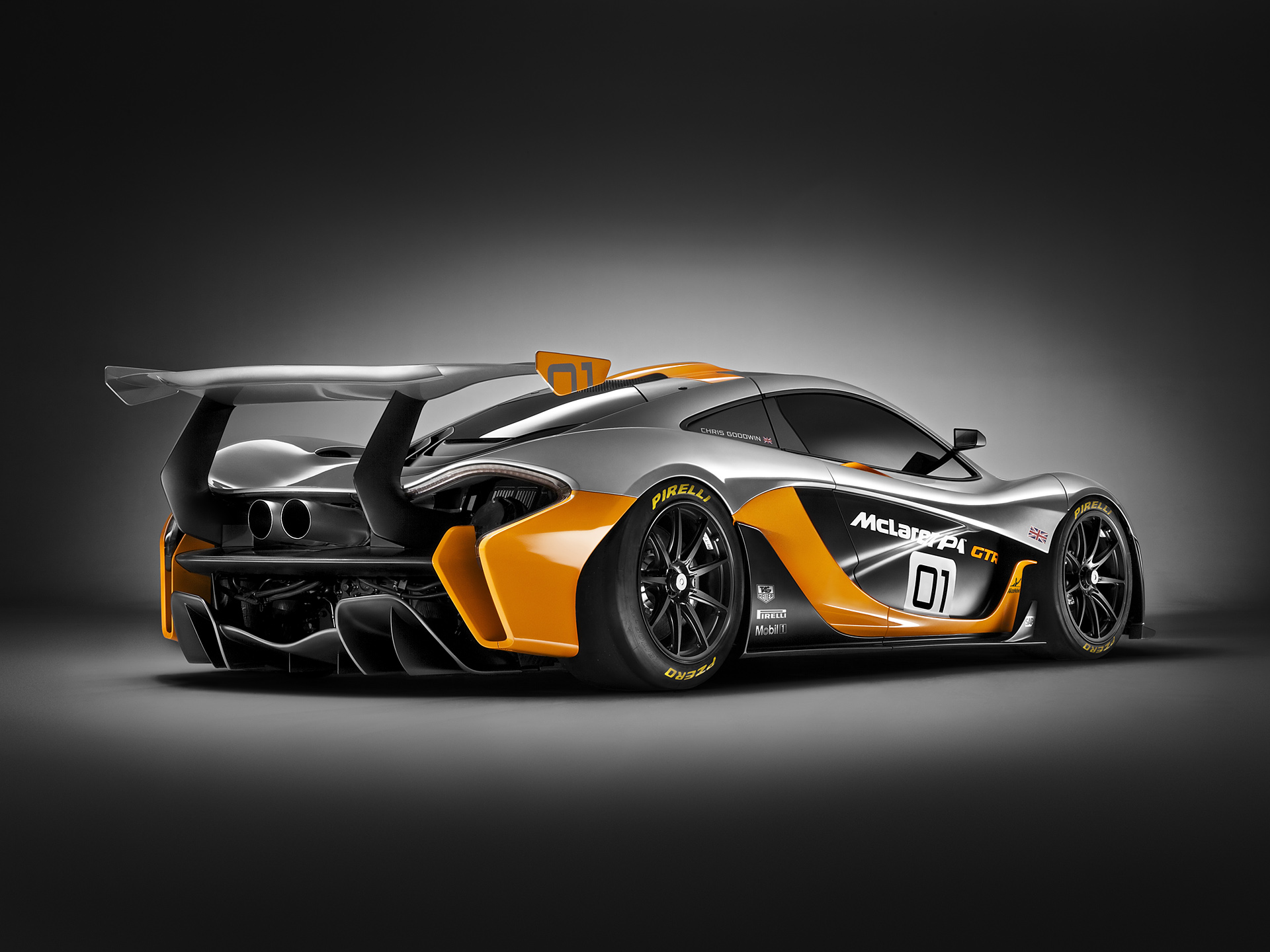 McLaren P1 GTR Side